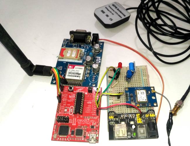 Circuit-Hardware-for-Vehicle-Tracking-and-Accident-Alert-System-using-MSP430-and-GPS.jpg