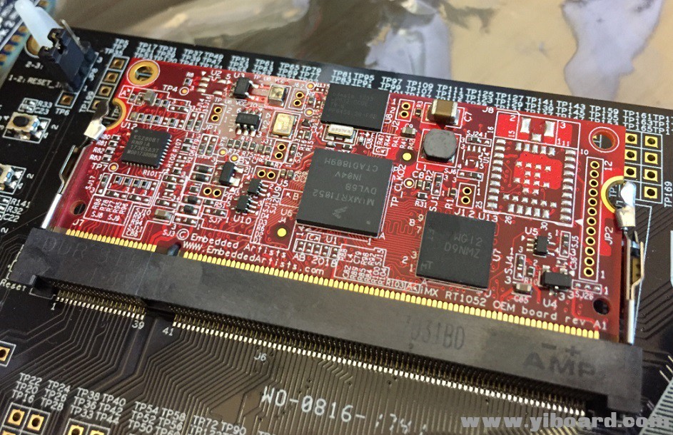embedded-artists-nxp-i-mx-rt1052-oem-module.jpg