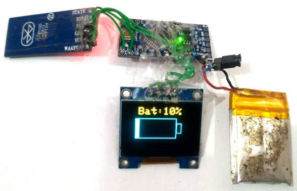 Displaying-Battery-on-Arduino-based-OLED-Smart-Watch.jpg