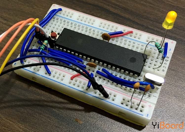 Circuit-Hardware-for-using-PWM-with-AVR-Microcontroller-Atmega16.jpg