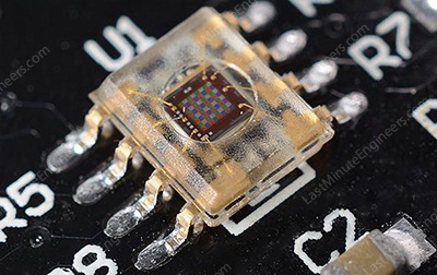 TCS230-TCS3200-Color-Sensor-Close-Up.jpg